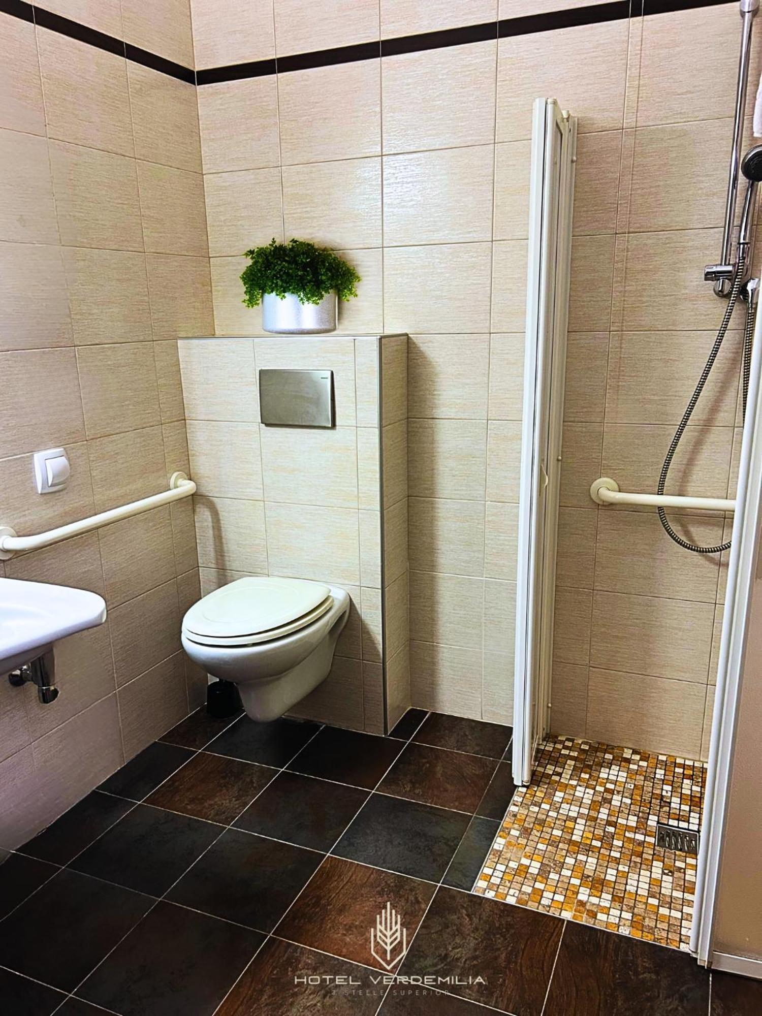 Verdemilia Hotel Анцола-делл'Емілія Екстер'єр фото
