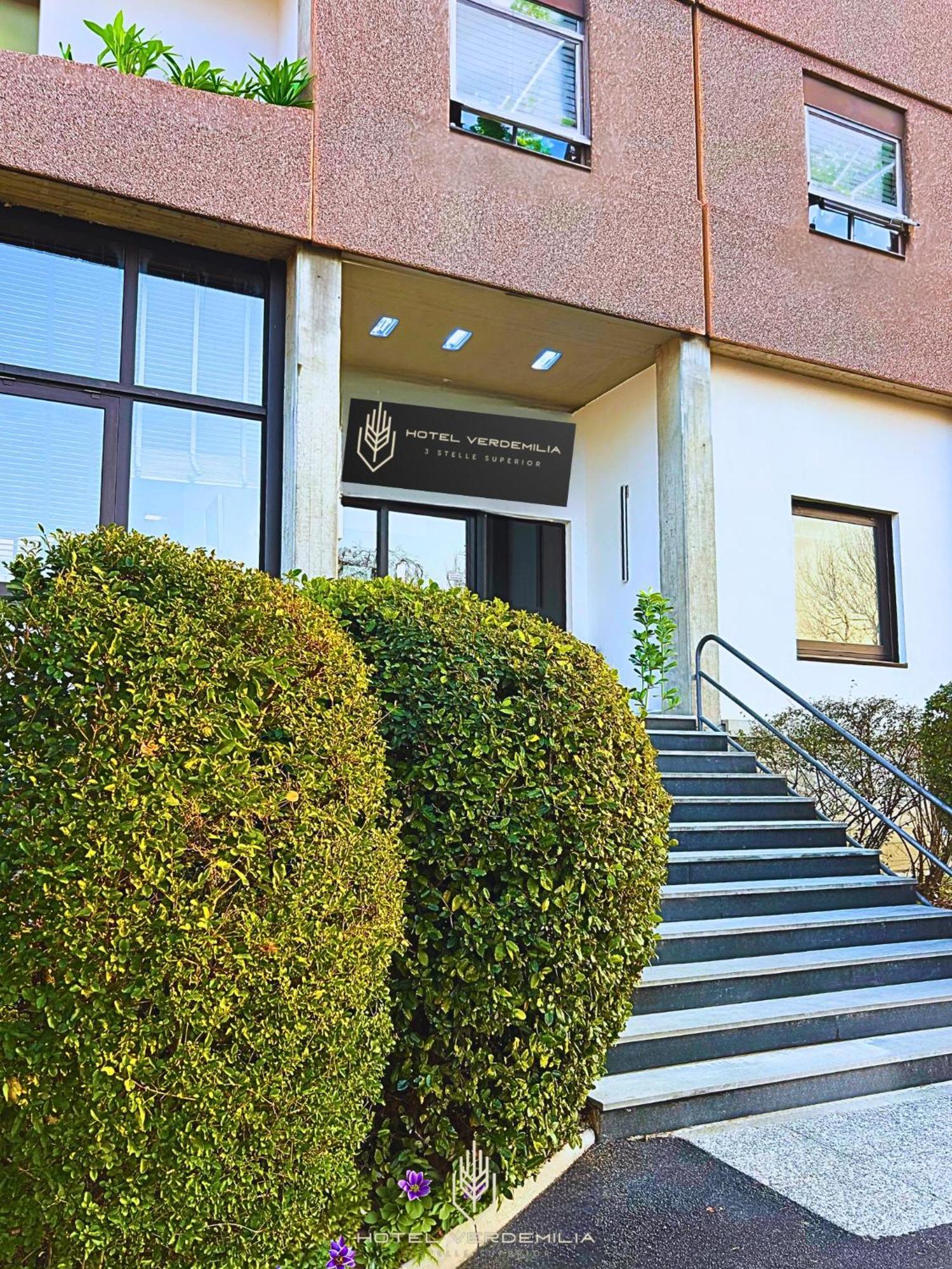 Verdemilia Hotel Анцола-делл'Емілія Екстер'єр фото