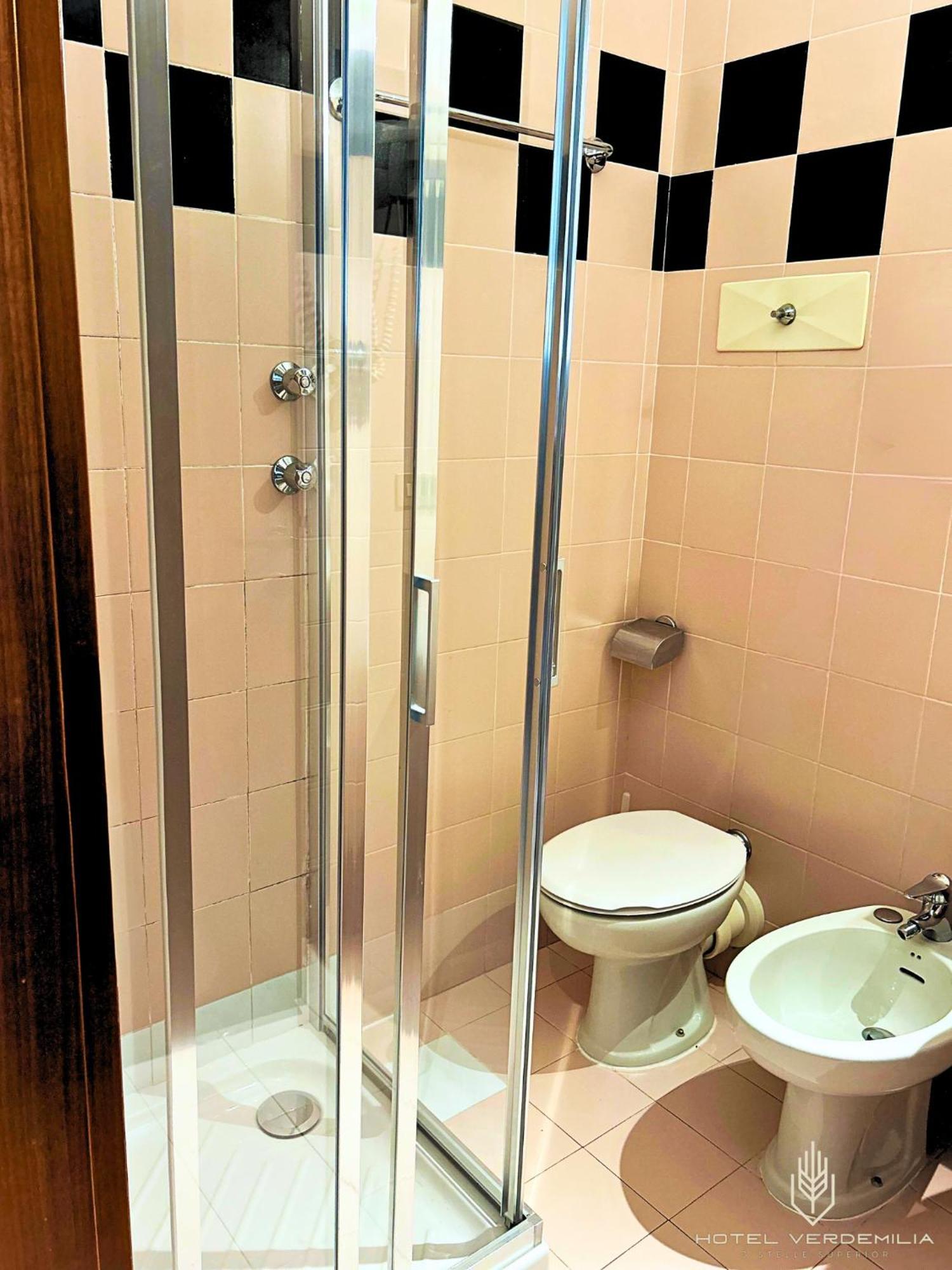 Verdemilia Hotel Анцола-делл'Емілія Екстер'єр фото